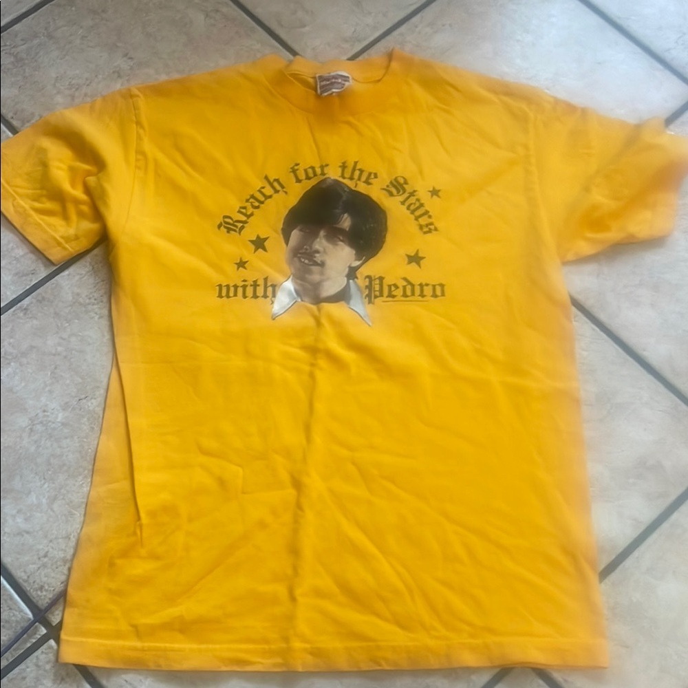 Vote for Pedro napoleon dynamite 2005 yellow Tshirt